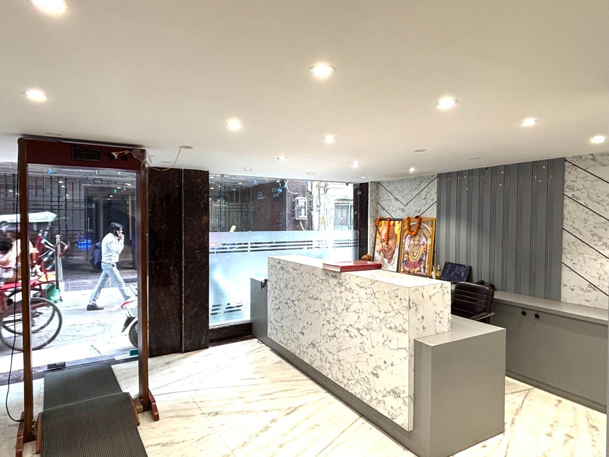 Hotel C G International 2 Minuit Walkable New Delhi Railway Station & Connaught Palace ニューデリー エクステリア 写真